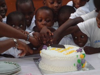 Kids with cake